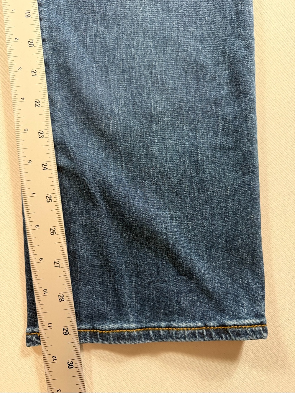 KUT From The Kloth Boyfriend Jeans 14 Mid Rise Straight Leg Stretch Whiskering - Picture 6 of 11